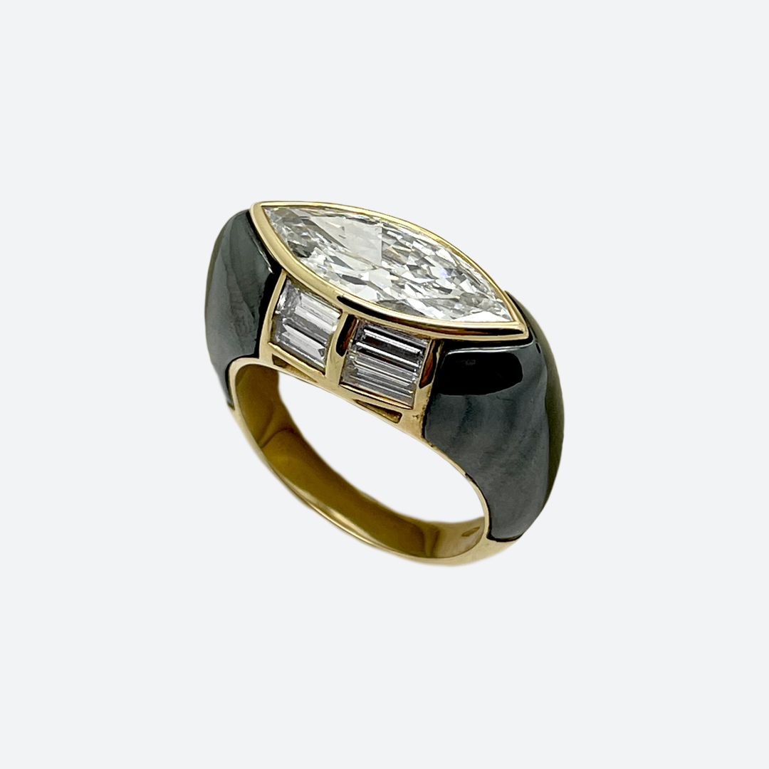 Amazing navette ring signed Bulgari