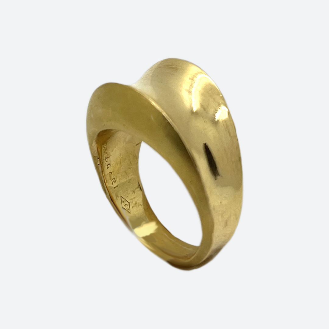 Gold ring signed Bulgari