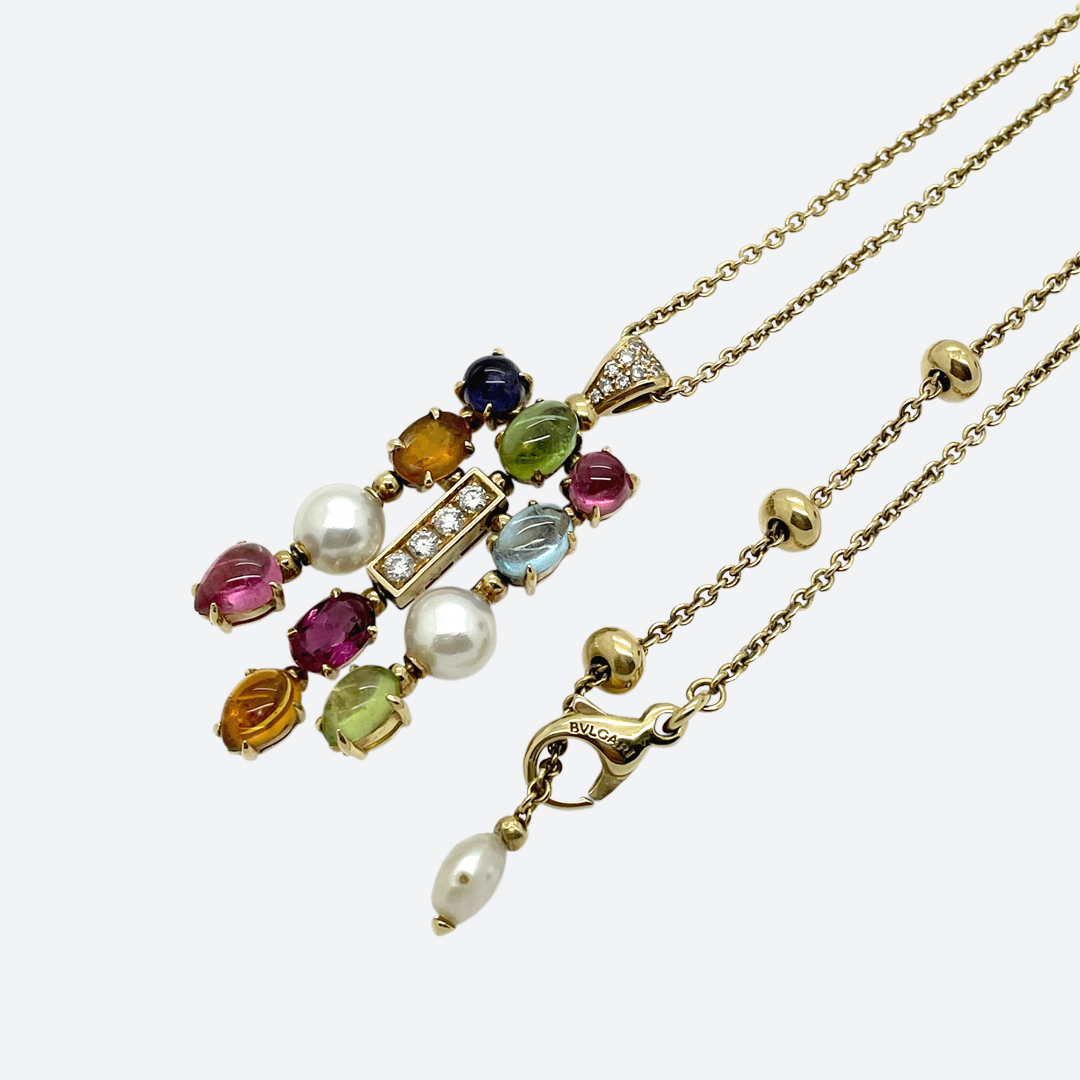 Jolie pendant signed Bulgari